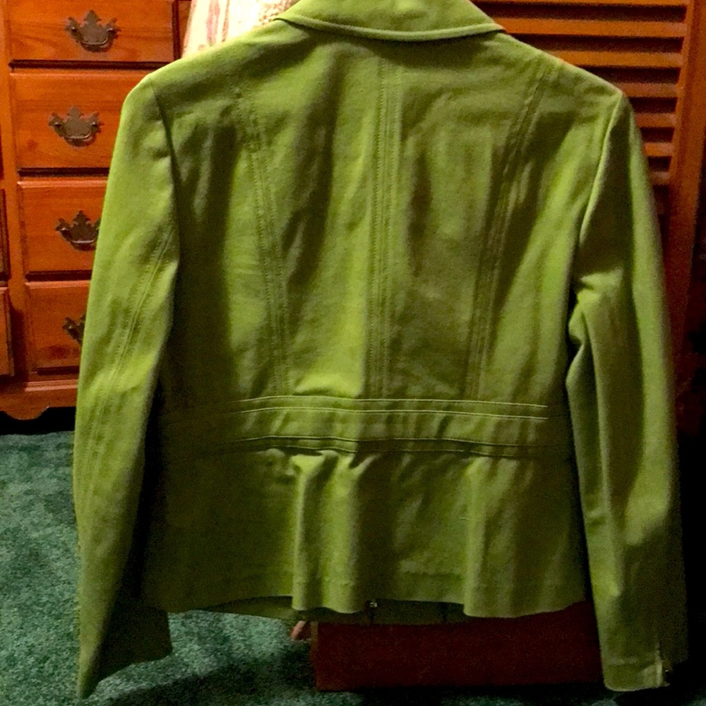 Gorgeous Green Long Sleeve Jacket - Picture 5 of 6